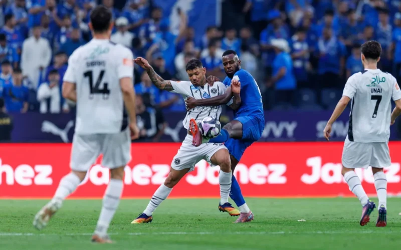 رد بالدليل.. فلاته يواجه الثنيان بعد أزمة تمبكتي في صفقات الهلال